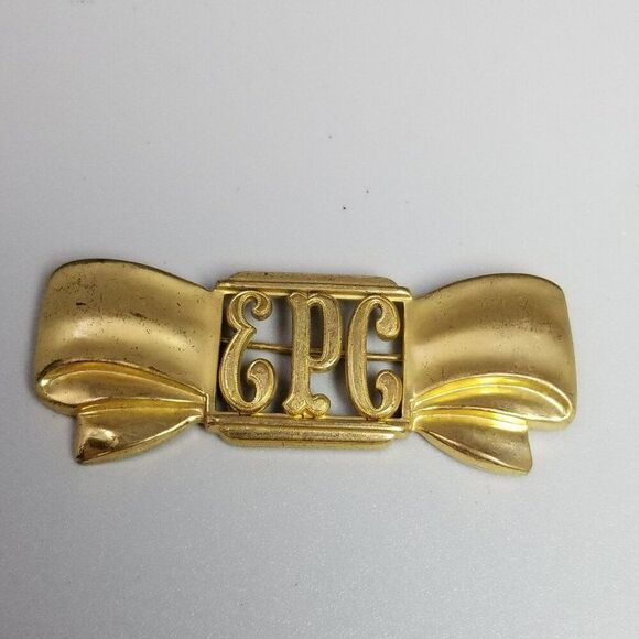 Vintage Monocraft E.P.C Monogram Letter Gold Tone Brooch Pin Bow Shape, Signed - Picture 1 of 7
